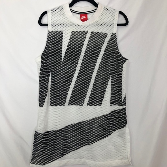 Nike Tops - Nike Pro White Tank Running XL
